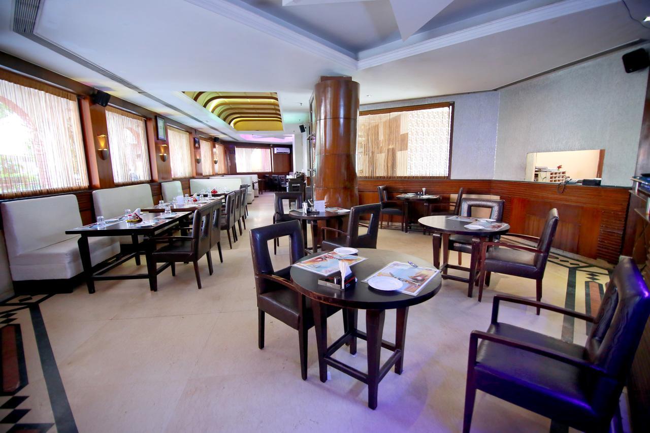 Chanson Grand Westend Delhi  Luaran gambar