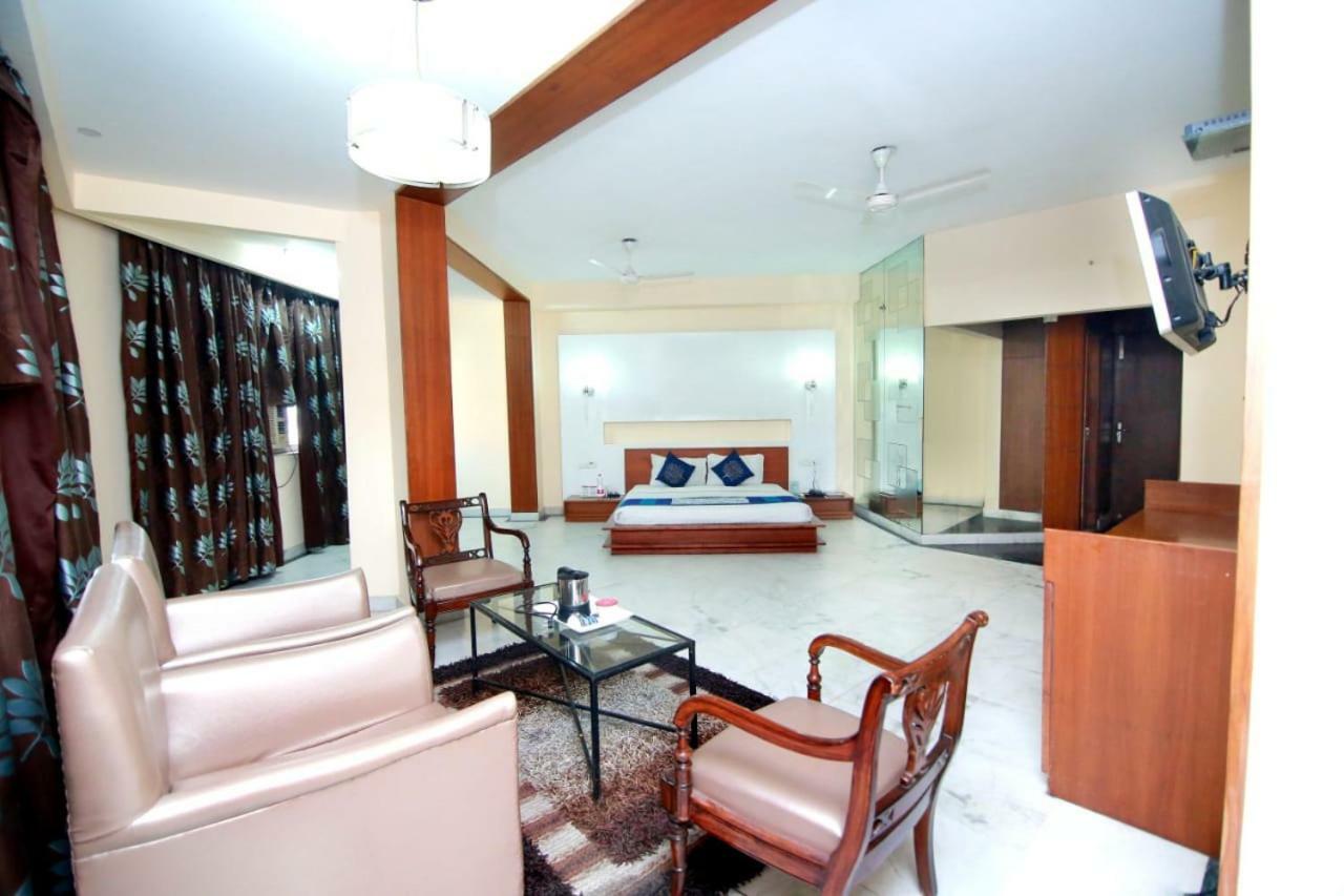 Chanson Grand Westend Delhi  Luaran gambar