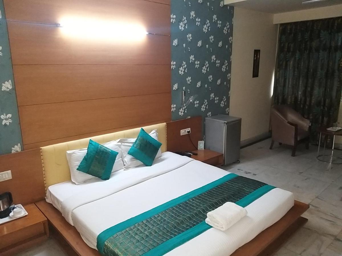 Chanson Grand Westend Delhi  Luaran gambar