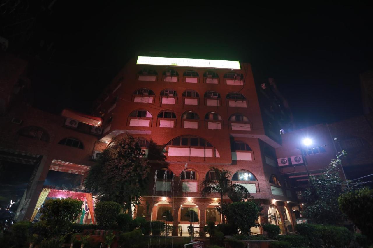 Chanson Grand Westend Delhi  Luaran gambar