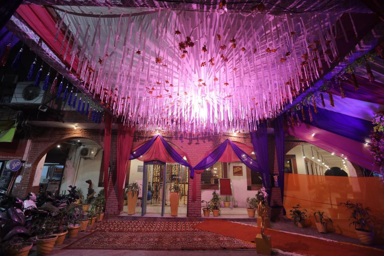 Chanson Grand Westend Delhi  Luaran gambar
